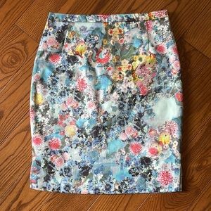 Floral H&M pencil skirt
